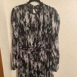 Simply Vera black and white snake print midi dress